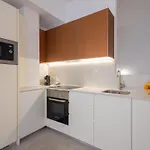 Florit Flats - Ceramic Home - 4 Guest - Ac Wifi - Near Sorolla Train Station شقة فالنسيا