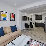 شقة Arenas Flat *