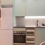 Florit Flats - 4 Guests With Ac And Wifi Near Sorolla Train Station