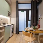 Florit Flats - 4 Guests With Ac And Wifi Near Sorolla Train Station Daire