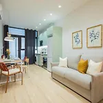 Florit Flats - 4 Guests With Ac And Wifi Near Sorolla Train Station *