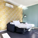 Flats Friends Torres Quart