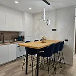 Centrica De Lujo Gv 5 홈스테이