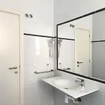 Flats Friends Torres Quart