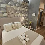 Apartment Lounge Garden Sea Relax