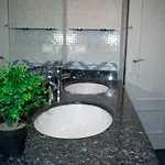 Cosy Apartment With Balcony Between Beach & Center 6P Walencja
