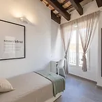 Residencia Universitaria Trinitarios Apartment