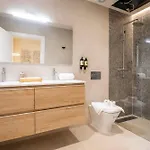 公寓 Valencia Guest North Station Pen Suites 瓦伦西亚