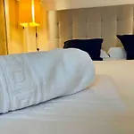 Chic Avec Terrasse, Lumineux Et Calme 2 فالنسيا