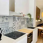 Chic Avec Terrasse, Lumineux Et Calme 2