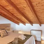 Sunny Cozy Penthouse With A Terrace At Plaza Del Carmen