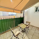 Apartamento Your Long Attic In *