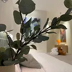 Appartement Osito Hub - Pintor Nicolau *