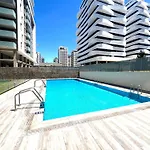 Duplex Moderno Con Piscina Y Parking - Roig Arena