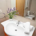 Singularstays Mar44