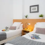 Singularstays Mar44 Apartmán *