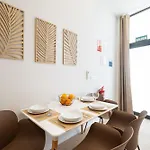 Florit Flats - Trafalgar Arts & Port Apartament *