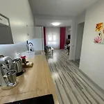 Piso Tranquilo Y Luminoso En Apartment Valencia