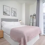 Apartment Limehome Carrer De Sant Jacint Valencia