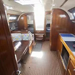 Autentico Velero En *