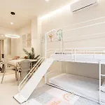 Valencia Guest North Station Pen Suites Apartment Valencia