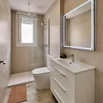 شقة Arenas Flat