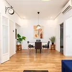 Mestalla Ideal For Mid-term Valencia