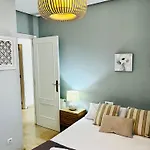 Travel Habitat Atico Calle Comedias 아파트 *