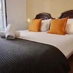 Hosted By Gracie * 瓦伦西亚