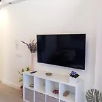 Precioso Piso Junto A La Playa A 30 Mts De Transporte Publico Apartment *