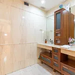Appartamento Penthouse Duplex In A 4 Floors Spanish House -8 Min To Center By Metro