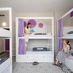 Purple Nest Хостел *