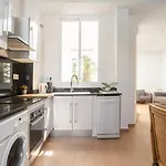 Luxury Apartment *