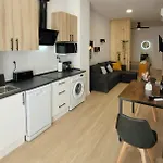 Loft Con Encanto شقة *