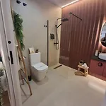 Sanchez Y Laserna Moderno En Apartment *