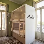 River Hostel Valensiya
