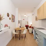 Florit Flats - The Maritim Metro Station Apartment Valencia