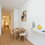 Florit Flats - The Maritim Metro Station * Valencia