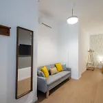 Florit Flats - The Maritim Metro Station