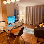 Location Center Has An Independent Courtyard Apartament Walencja