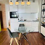 Apartament Location Center Has An Independent Courtyard Walencja
