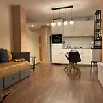 Location Center Has An Independent Courtyard Walencja