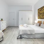 Travel Habitat Ayuntamiento شقة