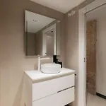 Lovely Exclusivity In Center Apartment