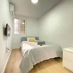 Gypsy Budget Shared Flat 홈스테이 *