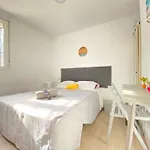 Gypsy Budget Shared Flat 홈스테이 *