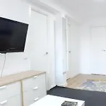 Gypsy Budget Shared Flat *