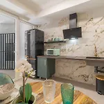 Ag7 Loft Espaciosos Estudios Con Terraza Cercanos Al Metro Zona Ayora * فالنسيا