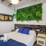 Valencia Guest Ruzafa Signature Building *