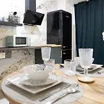 Ag7 Loft Espaciosos Estudios Con Terraza Cercanos Al Metro Zona Ayora فالنسيا